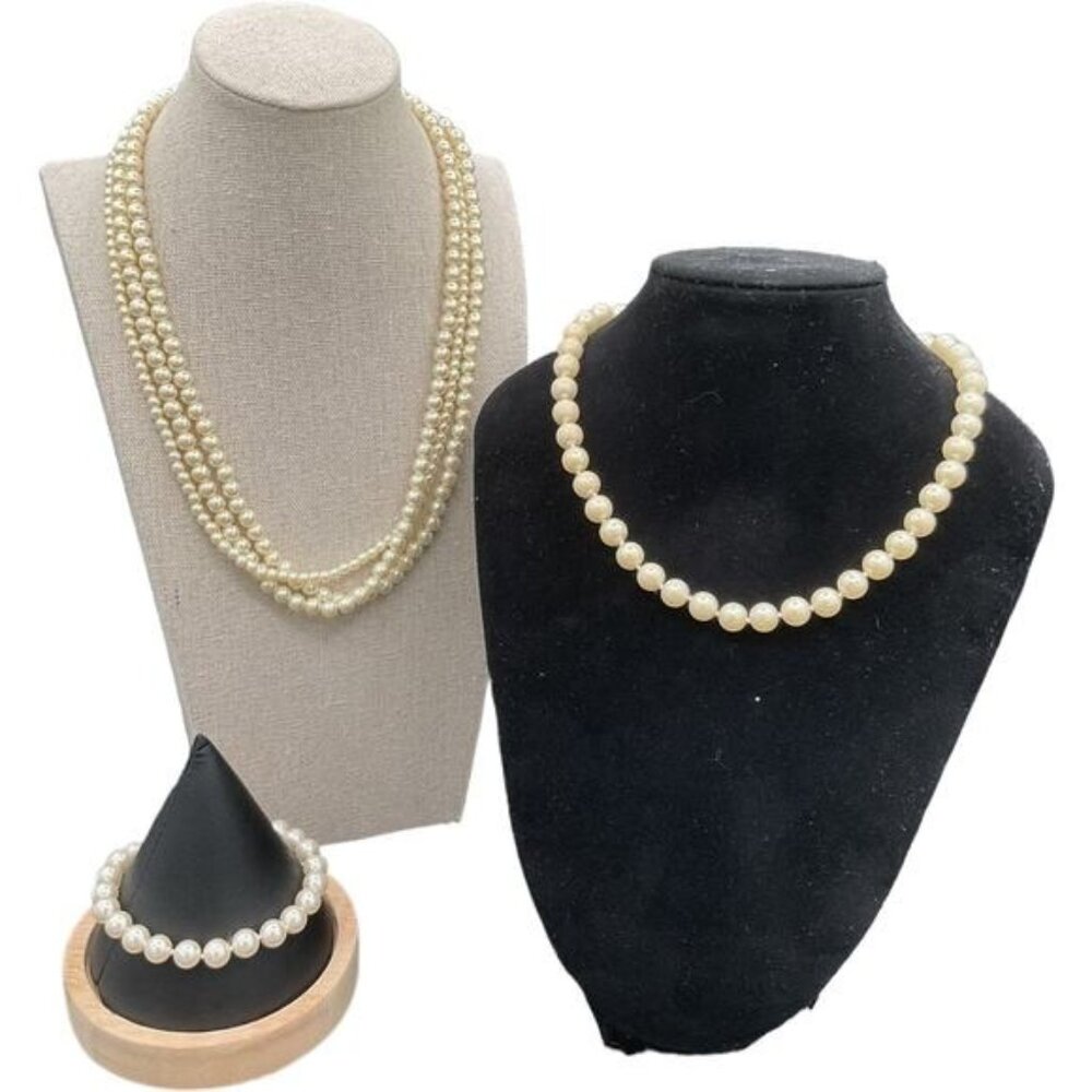 Vintage Faux Pearl Necklace & Bracelet Set With Gold-Tone Clasp